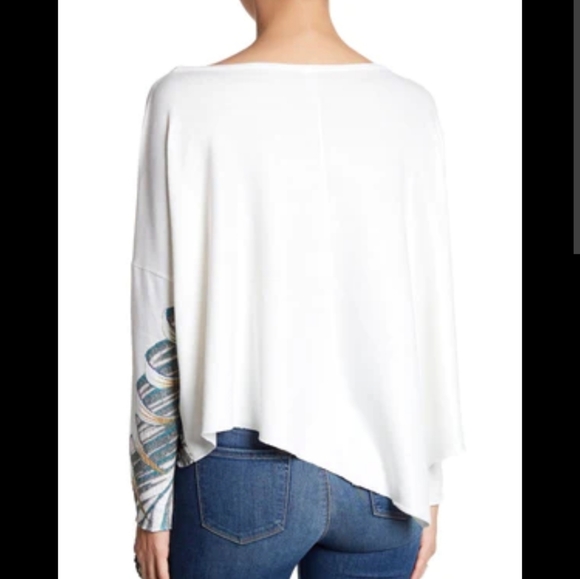 New Go Couture Printed Asymmetrical Hem Dolman Sweater. - Picture 6 of 15